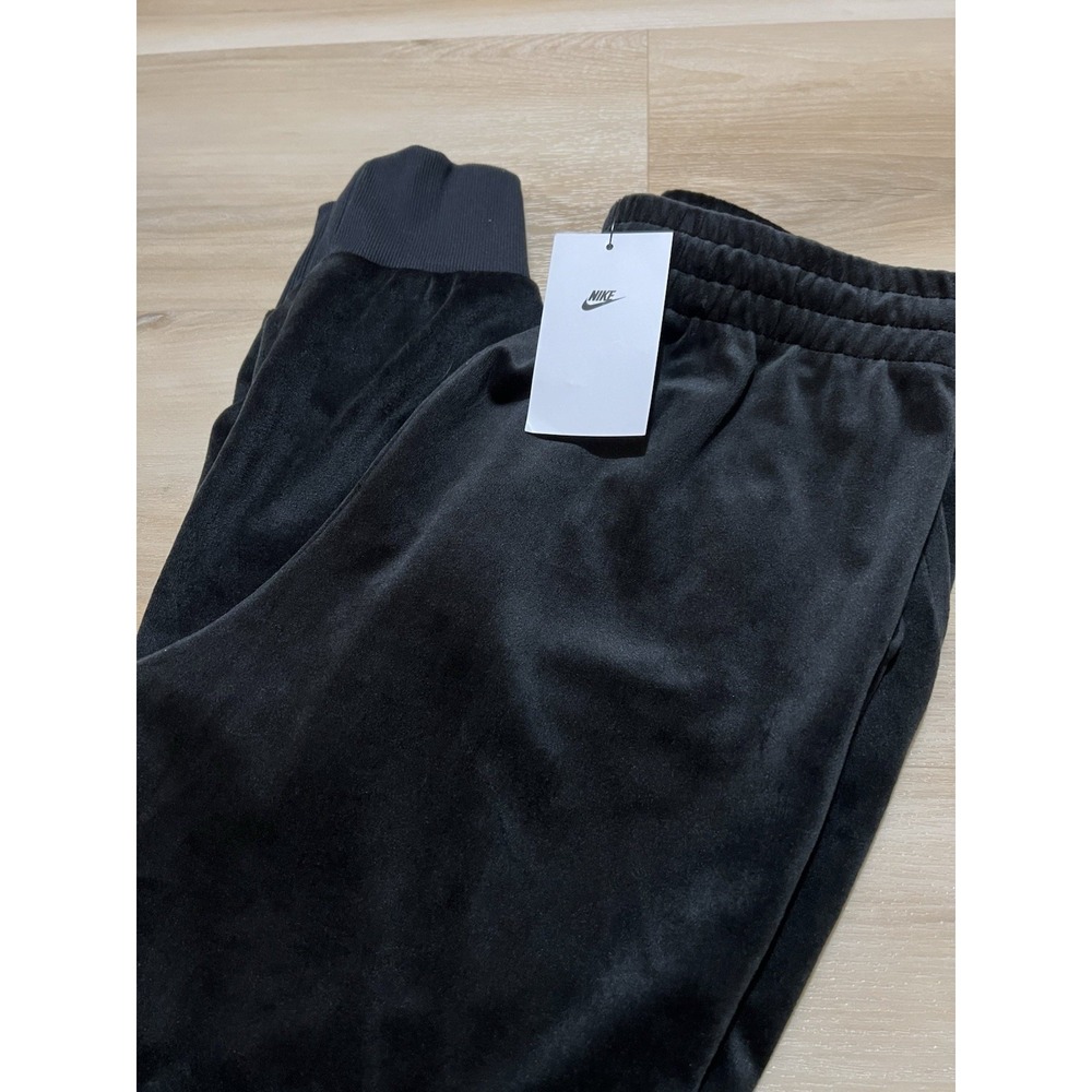 Nike Sportswear Girl's Size‎ XL Black Logo Velour Slim Fit Athletic Jogger Pants